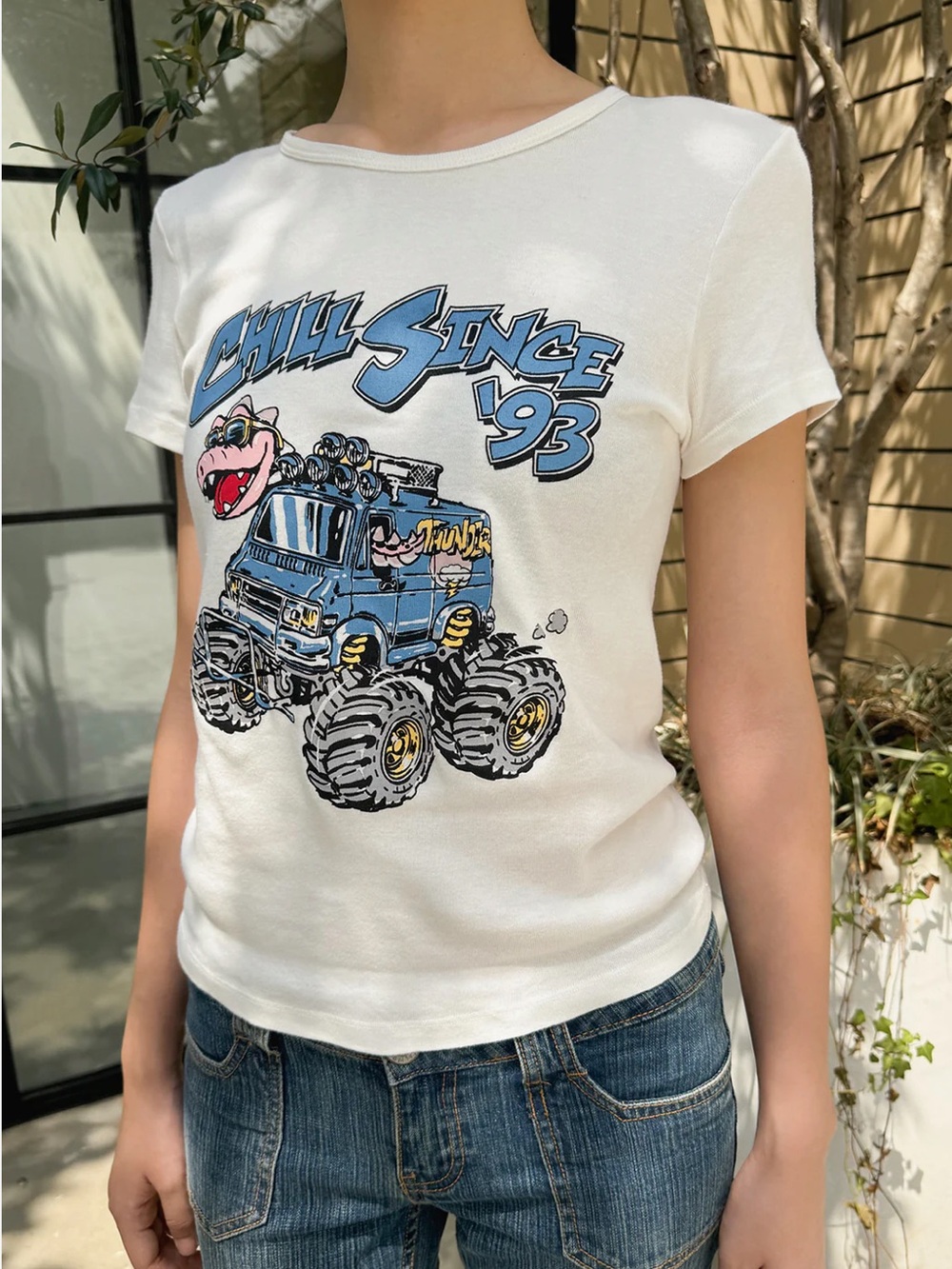 Brandy Melville Hailie Chill Since '93 Top - Picture 3 of 8